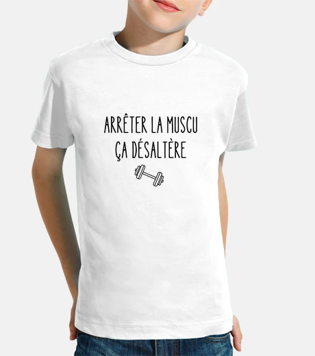 Ropa deteniendo el muscu te quita la sed