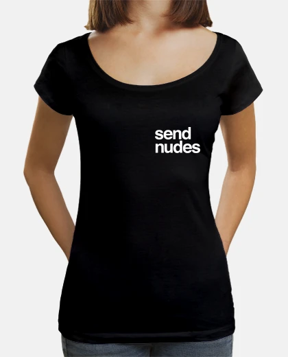 T-shirt donna, collo largo e taglio ampio, invia nudi