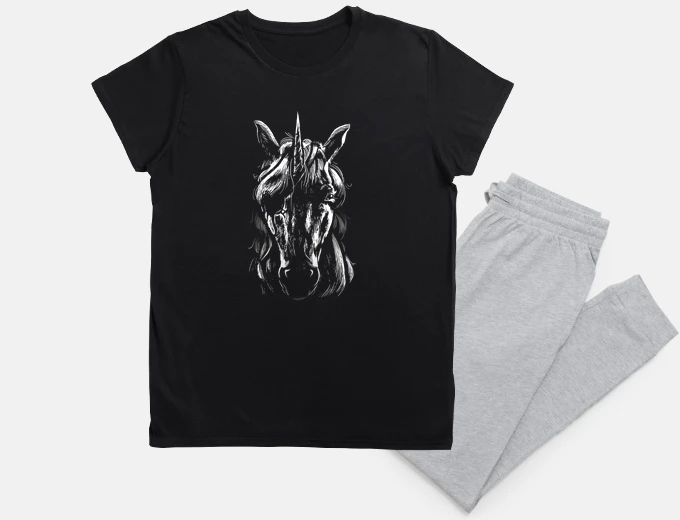 Pigiama eccezionale e raro design del cavallo unicorno.