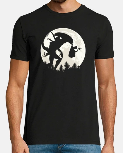 T-shirt ed e alieno