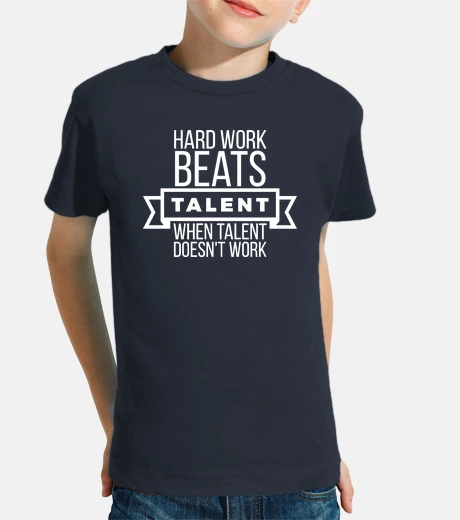 Ropa el trabajo duro bate talento blanco