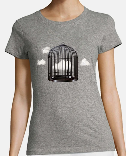 Playera Enjaular las nubes