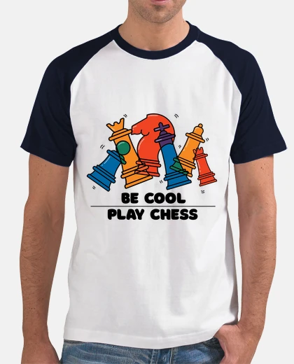 T-shirt essere cool giocare a scacchi