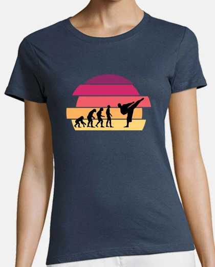 T-shirt evoluzione umanità karate