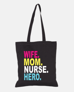 femme maman infirmière héros