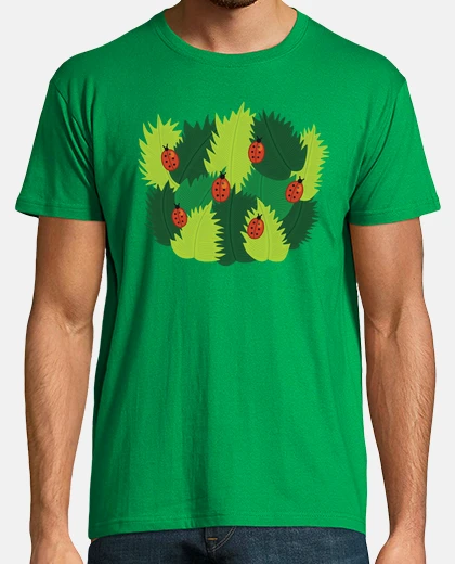 Tee-shirt feuilles vertes and coccinelles au printemps