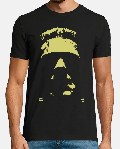 Camiseta Frankenstein in the dark