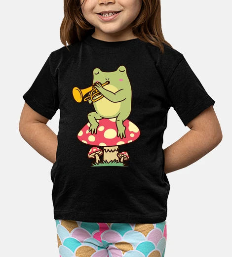 Ropa frog on mushroom trumpeter trumpet