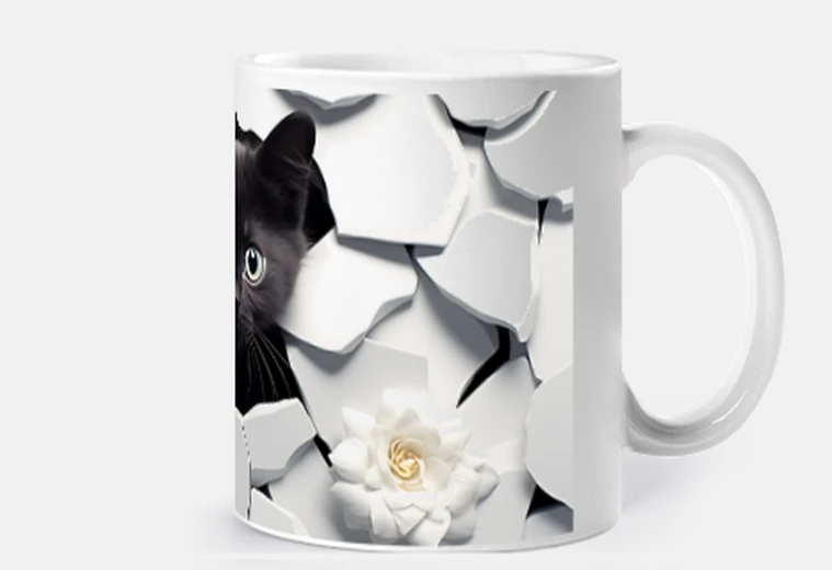 Taza gato negro saliendo de una pared gatito