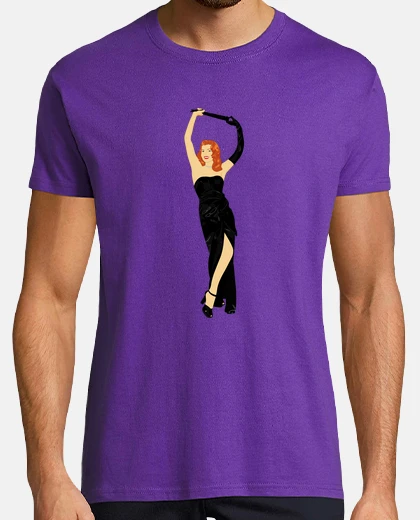 T-shirt gilda balla con un camman con guanti