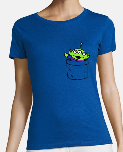 T-shirt giocattolo alieno in una pocket t-shirt da donna