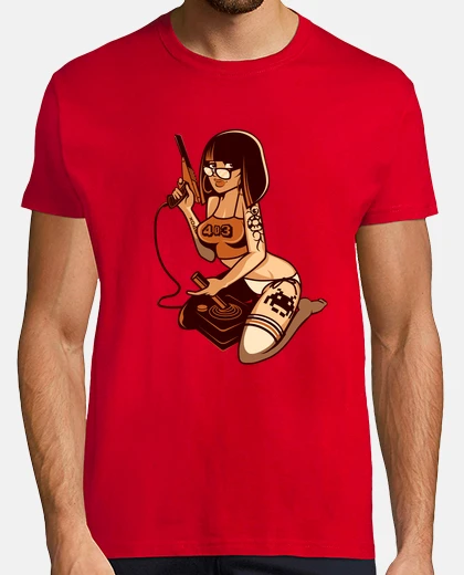 T-shirt girl geek