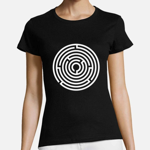 girl white circular maze