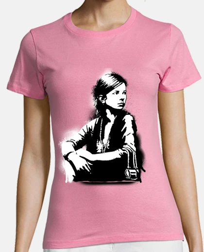 Tee-shirt Graffiti street art pochoir fille