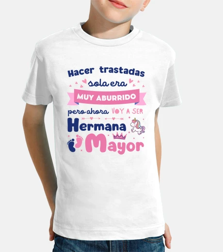 Ropa Hacer trastadas sola era muy aburrido. 