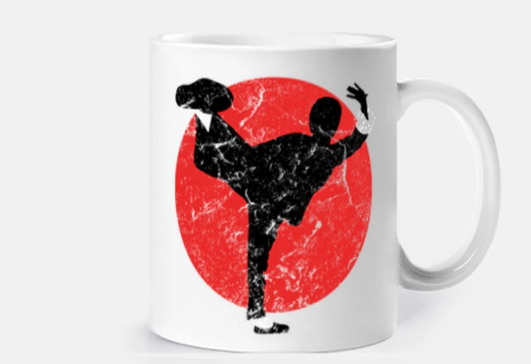 Cup high kick bruce