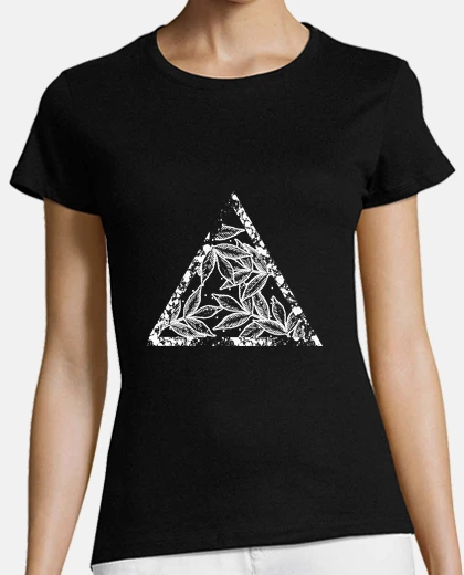 Playera hojas triangulares