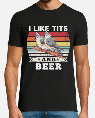 Womens Funny Titties And Beer Drinking Oktoberfest Gifts V-Neck T-Shirt