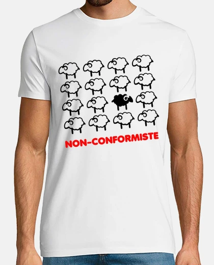Camiseta inconformista oveja negra anar