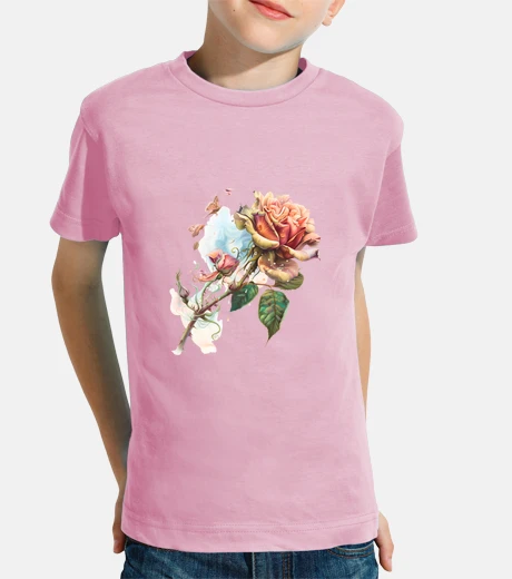 Abbigliamento la fioritura di una rosa solitaria