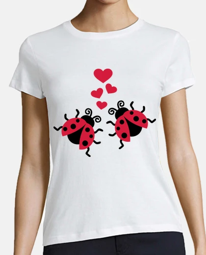 T-shirt ladybugs in love hearts