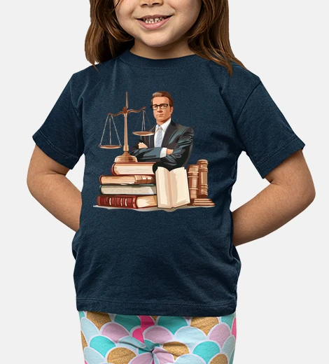 Ropa lawyer at the bar