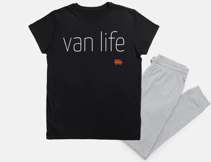 Pigiama life da furgone, viaggiare in un furgone convertito, camicia da notte