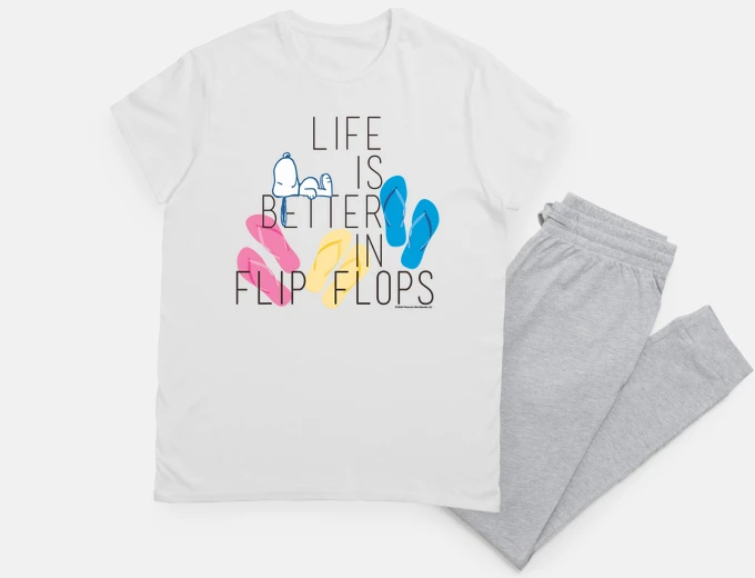 Pyjama life is better in flip flops