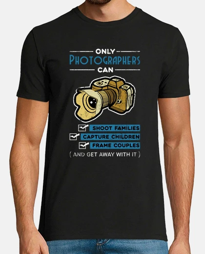 Camiseta los fotógrafos disparan la cámara de fo