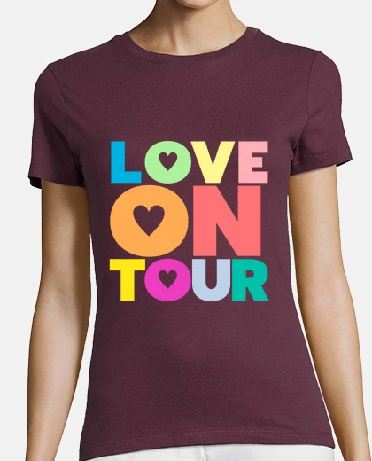 Camiseta LOVE ON 