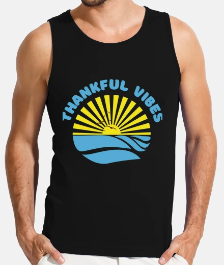 T-shirt maglietta delle vibrazioni riconoscenti