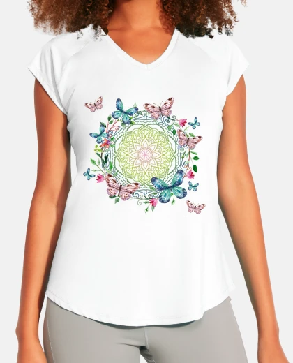 T-shirt mandala butterfly