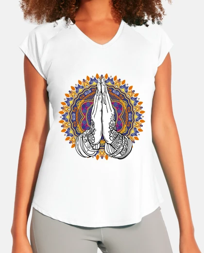T-shirt mandala hands