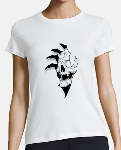 Playera mano de calavera