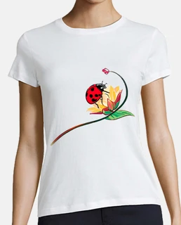 Mariquita en flor