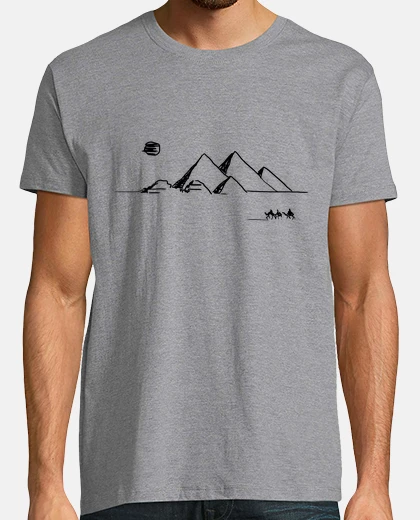 T-shirt minimalist pyramids