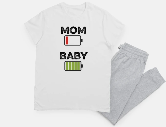 mom baby color, white