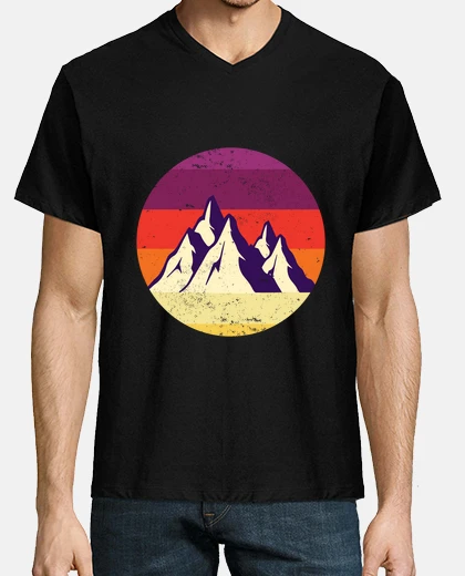 Tee-shirt montagne coucher de soleil arc en ciel
