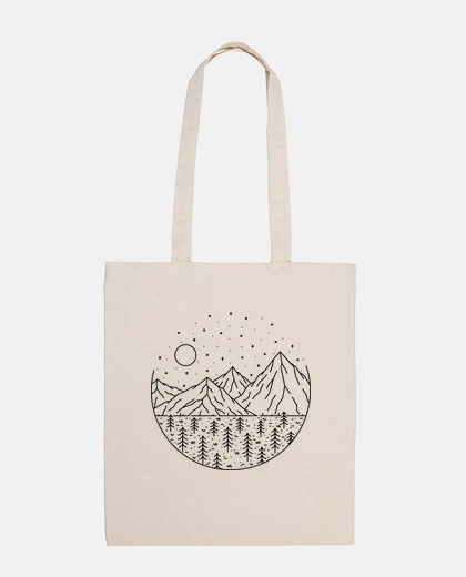 Sac montagne et arbre