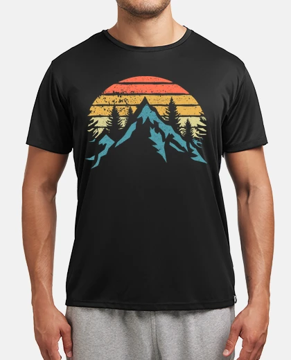 Camiseta Montañas y Árboles con Puesta de Sol