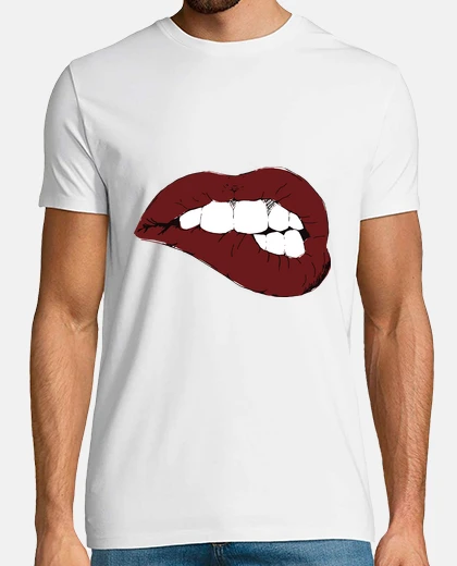 T-shirt mouth