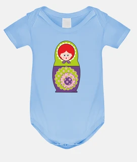 Muñeca rusa verde y violeta