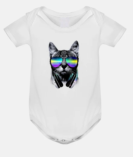 Kids music lover cat