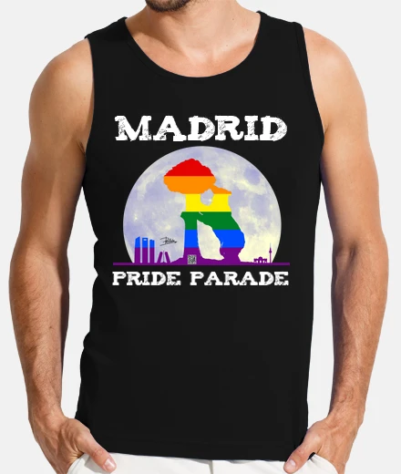 T-shirt nera senza mimetico uomo parata pride - skyline madrid lgtbi pride flag