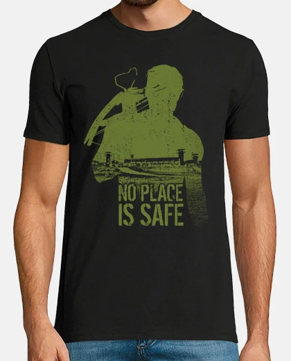 Camiseta No place is safe