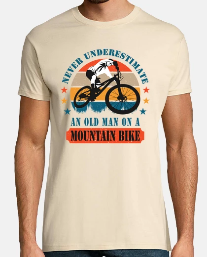 Camiseta Nunca subestimes a un anciano en bicicl