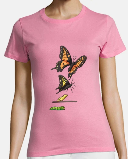 Playera oruga que se convierte en mariposa y se va volando