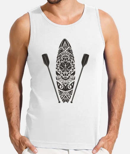 T-shirt pagaia in piedi maori