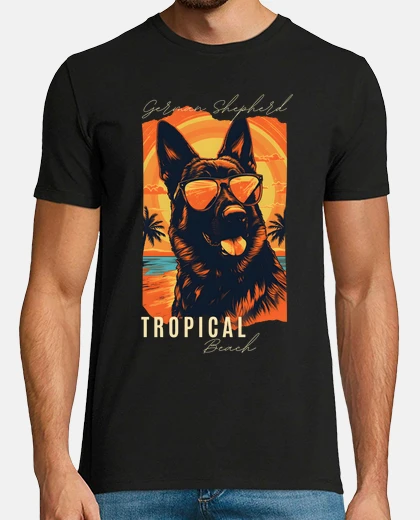 T-shirt pastore tedesco su una spiaggia tropica