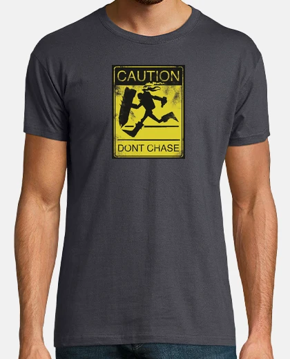 T-shirt pericolo cantato